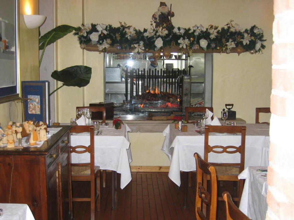 Hotel Del Parco Ristorante Loris ピエーヴェ・ディ・ソリーゴ エクステリア 写真