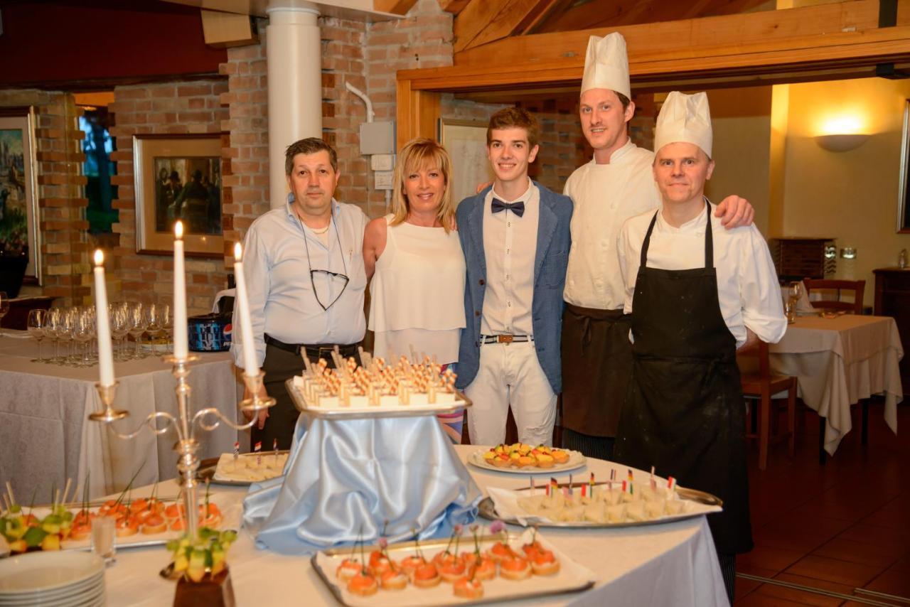 Hotel Del Parco Ristorante Loris ピエーヴェ・ディ・ソリーゴ エクステリア 写真